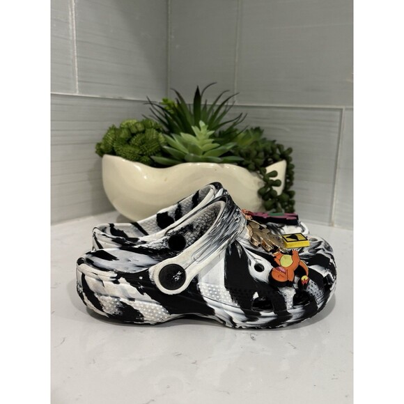 CROCS Other - Crocs Kids Classic Marbled Clogs Size C10 Black White With Charms Pokémon Barney